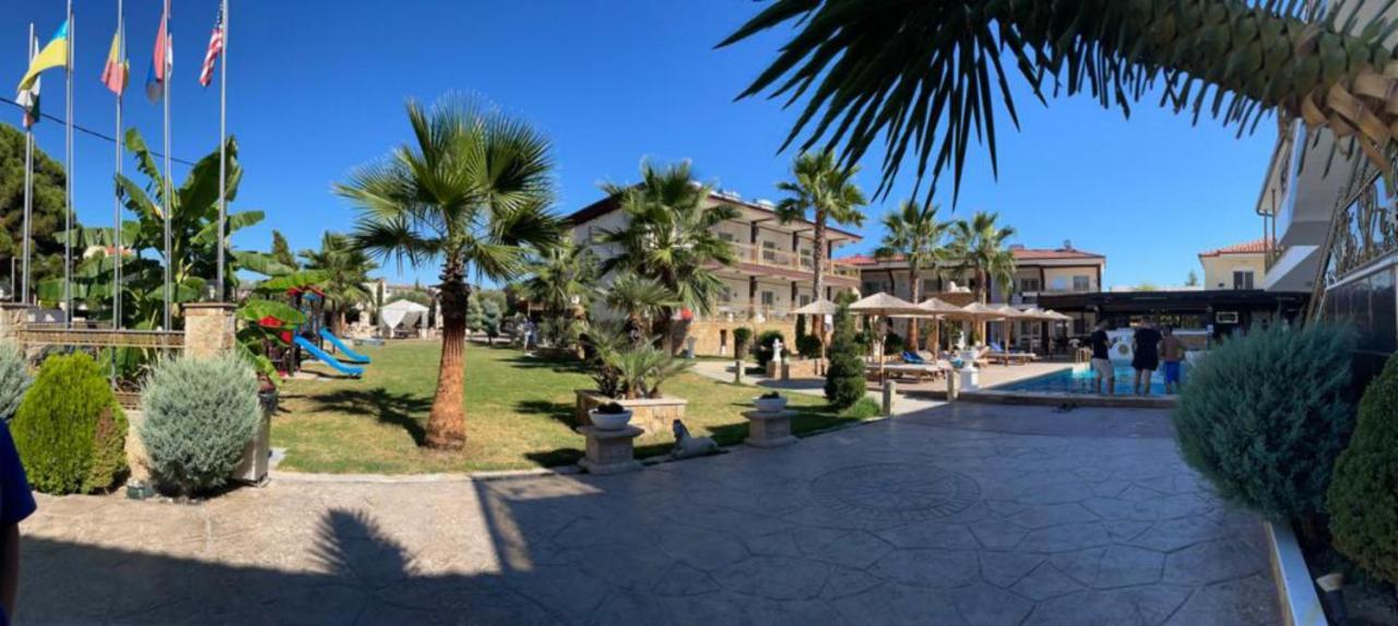 Halkidiki Greek Pride Ηotel And Apartments Skála Foúrkas Exteriör bild